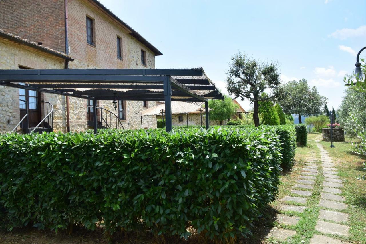 Le Rocche Di Valiano Aparthotel Luaran gambar