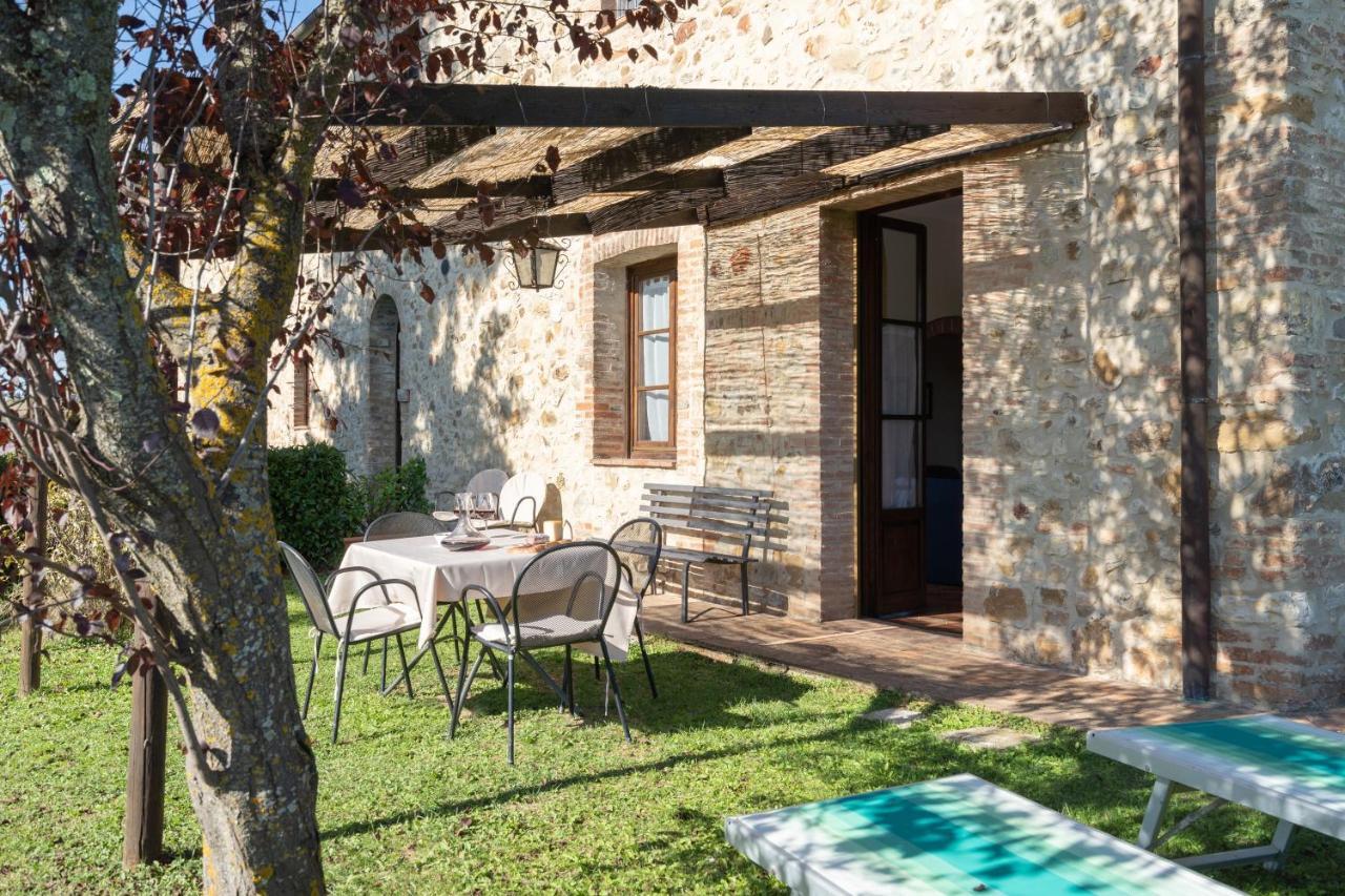 Le Rocche Di Valiano Aparthotel Luaran gambar